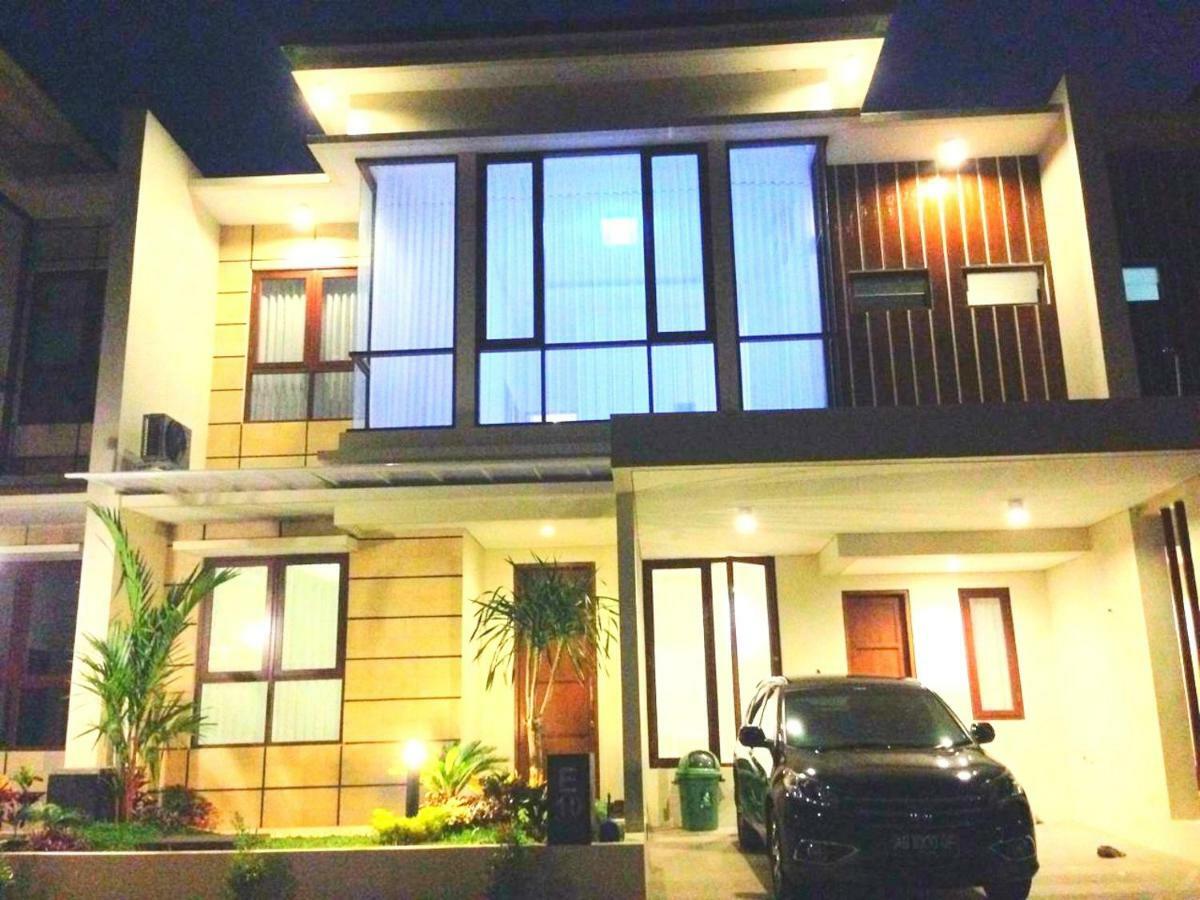 Fams Homestay By Fh Stay ジョグジャカルタ エクステリア 写真